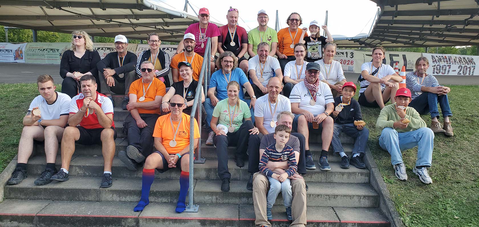 Gruppenfoto aller Supporter